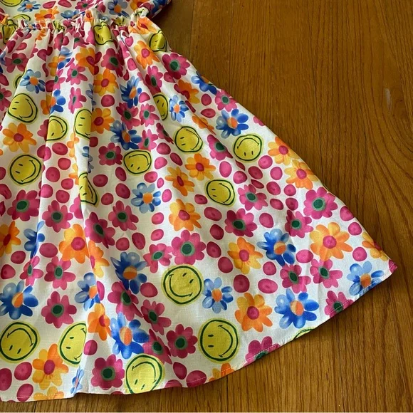 Lola + The Boys Multi Color Daisy Sleeveless Sundress - Picture 3 of 8